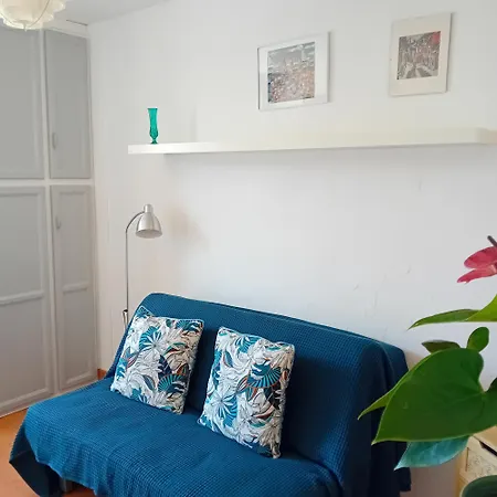 Apartmán En Front De *
