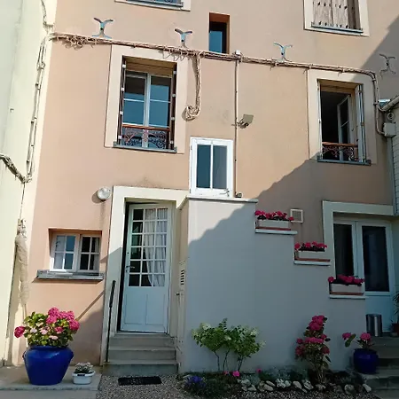En Front De Apartmán